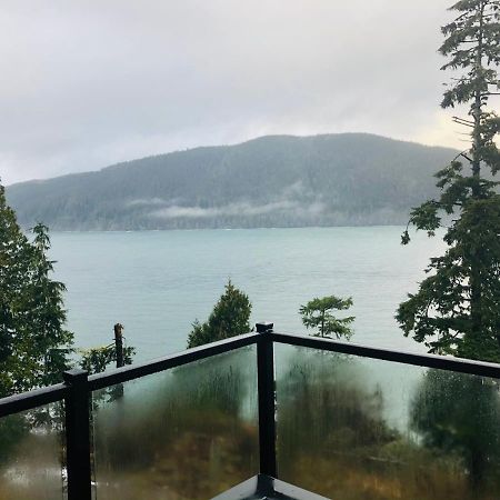 Sandy Feet Retreat Port Renfrew- Oceanfront 2Br Modern Cottage ภายนอก รูปภาพ